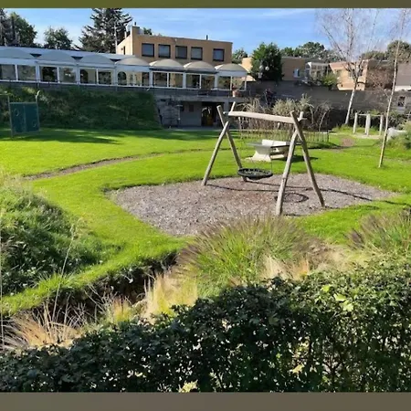 De Met Veranda Bij Brunssummerheide! ヘールレン